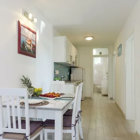Apartman Marina