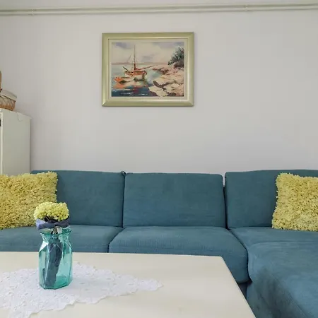 Marina Apartment